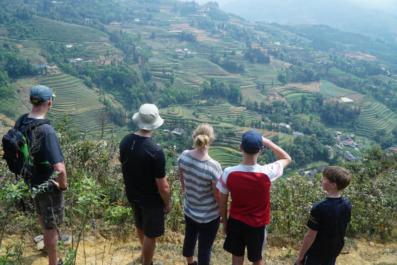 Huy Trung Homestay Бак Ха Екстериор снимка