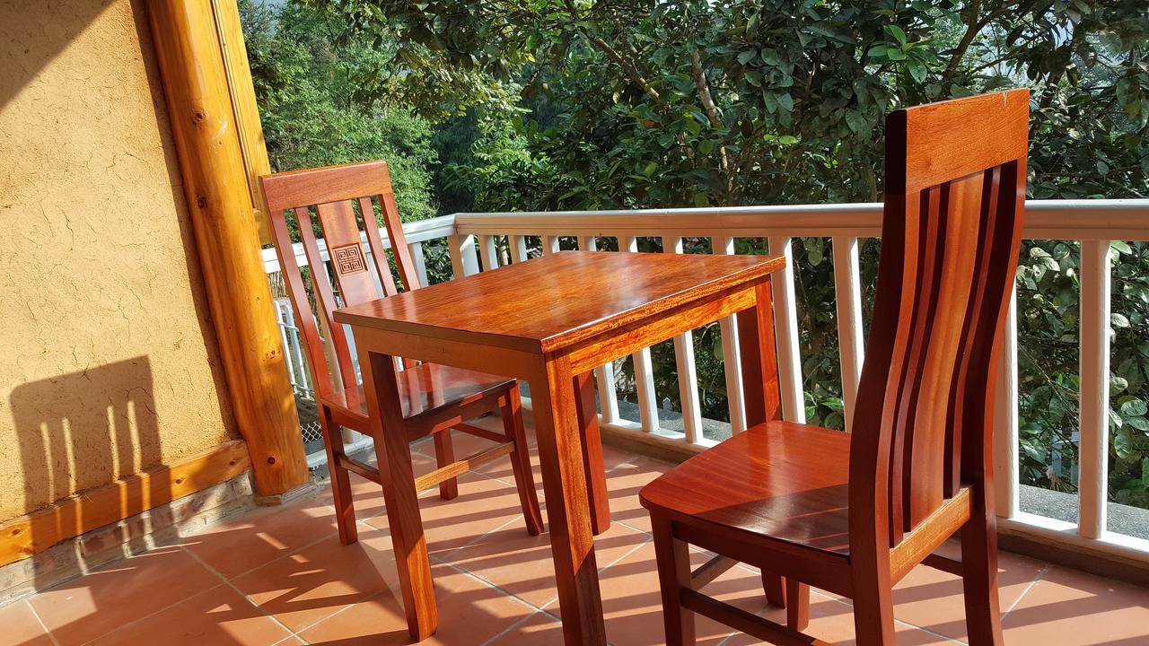 Huy Trung Homestay Бак Ха Екстериор снимка
